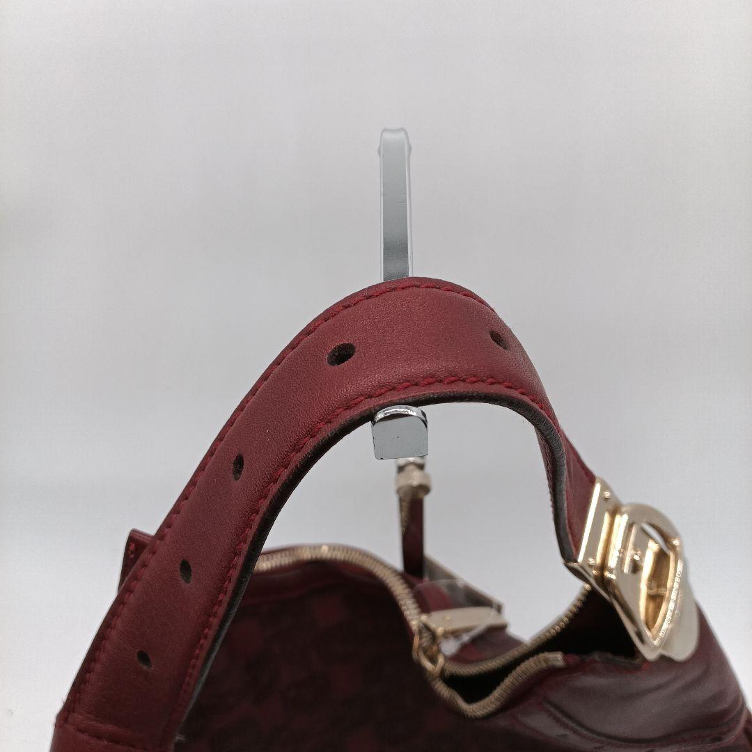 GUCCI ボルドー レザー ショルダーバッグ ゴールド金具