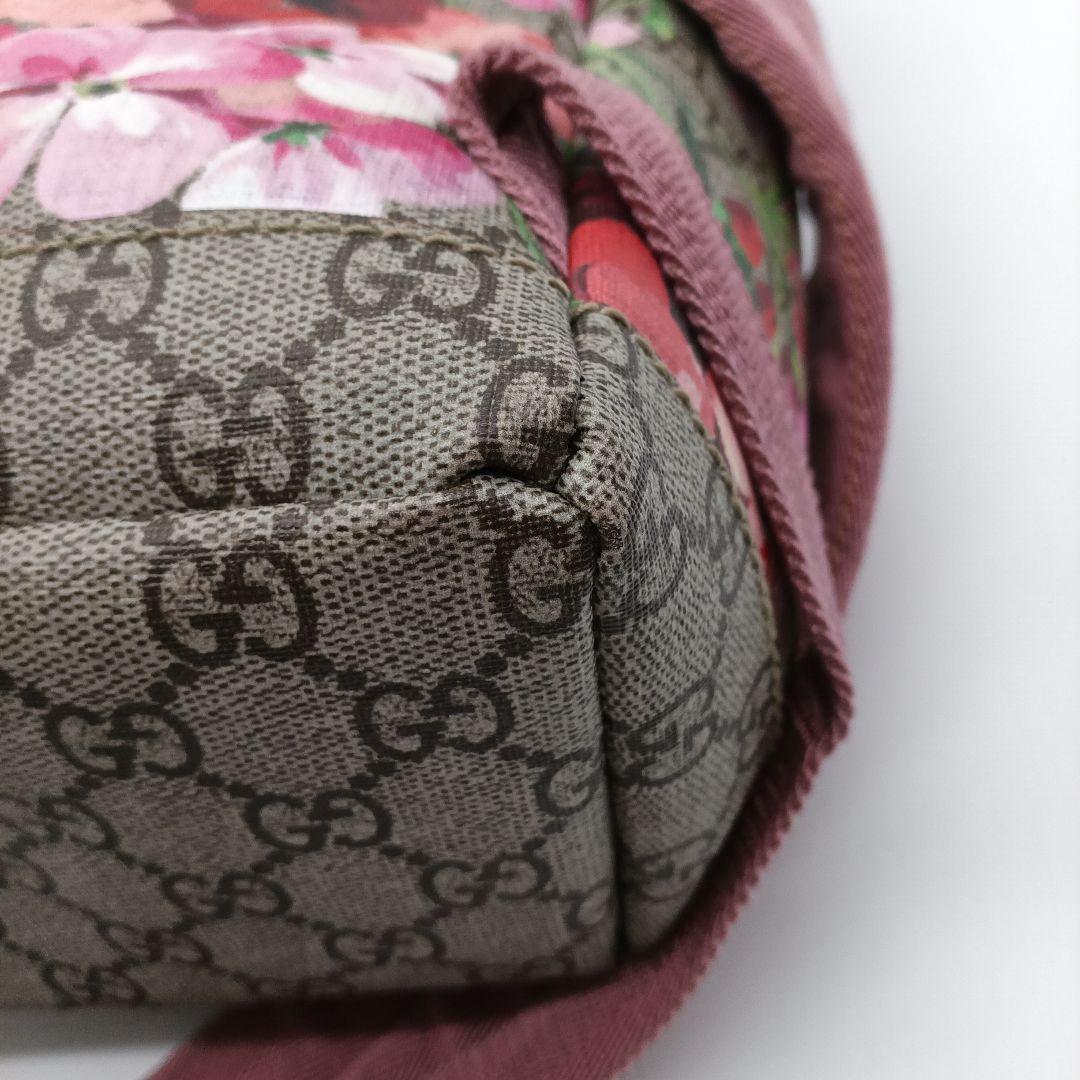 GUCCI 花柄リュック