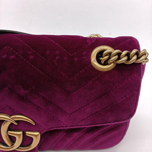 GUCCI GG キルティングベルベットショルダーバッグ
