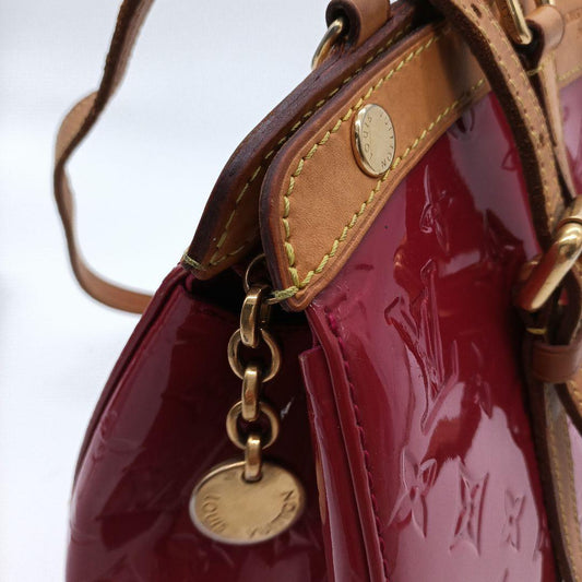 Louis Vuitton レッド ショルダーバッグ