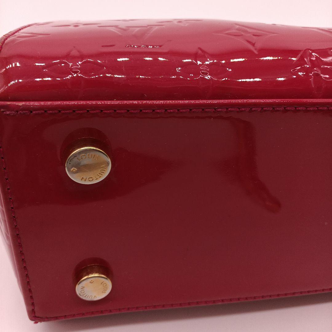 Louis Vuitton レッド ショルダーバッグ