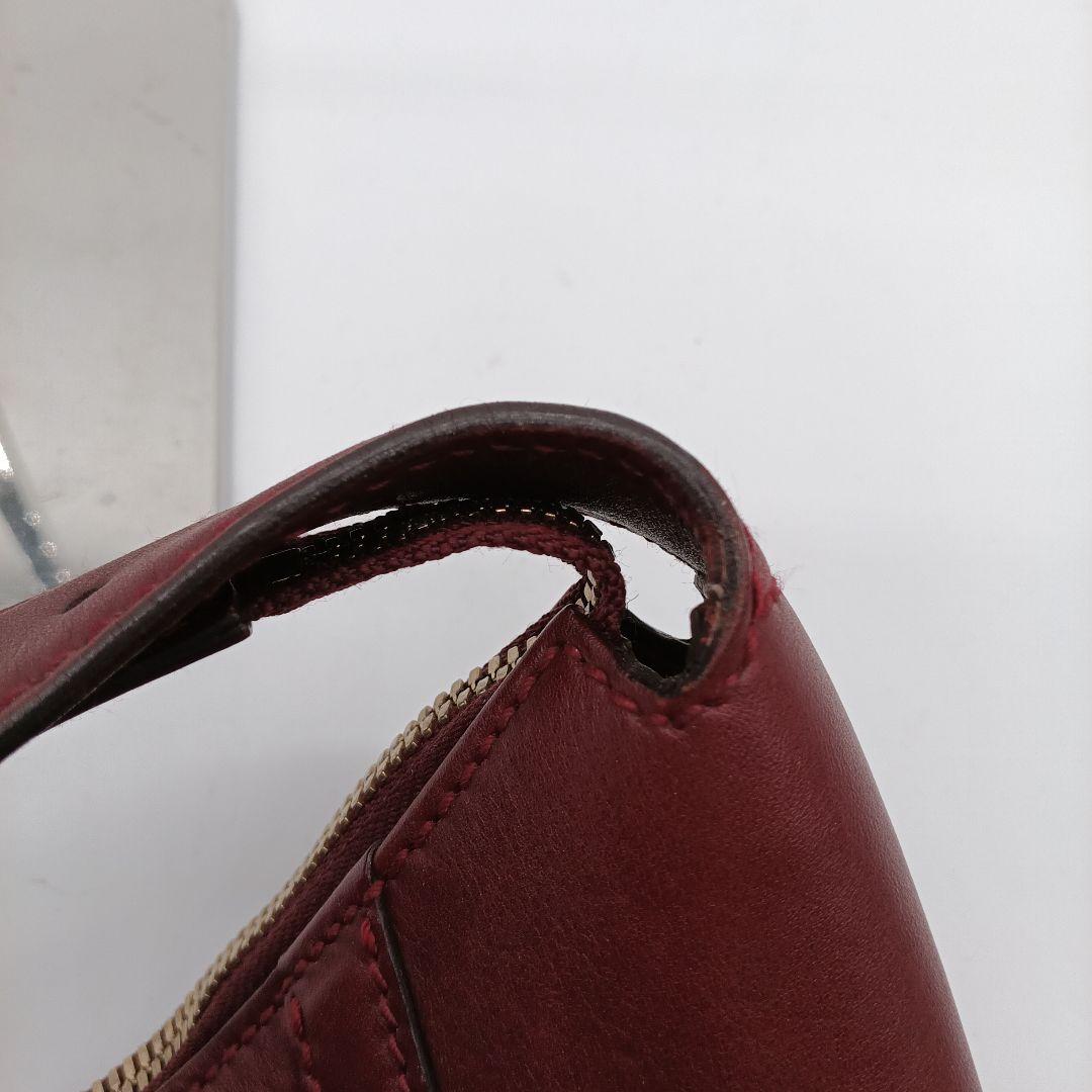 GUCCI ボルドー レザー ショルダーバッグ ゴールド金具