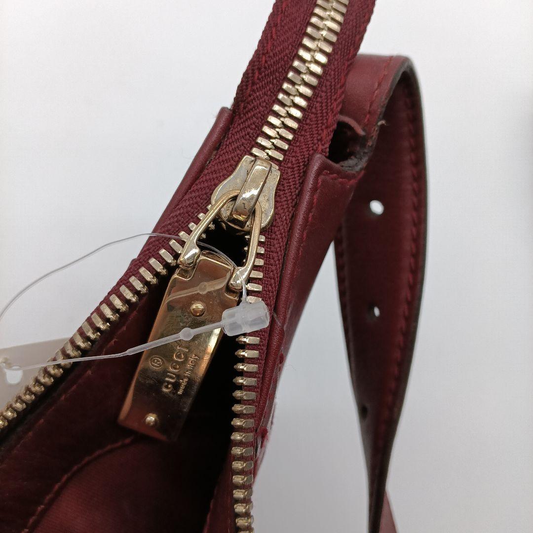 GUCCI ボルドー レザー ショルダーバッグ ゴールド金具
