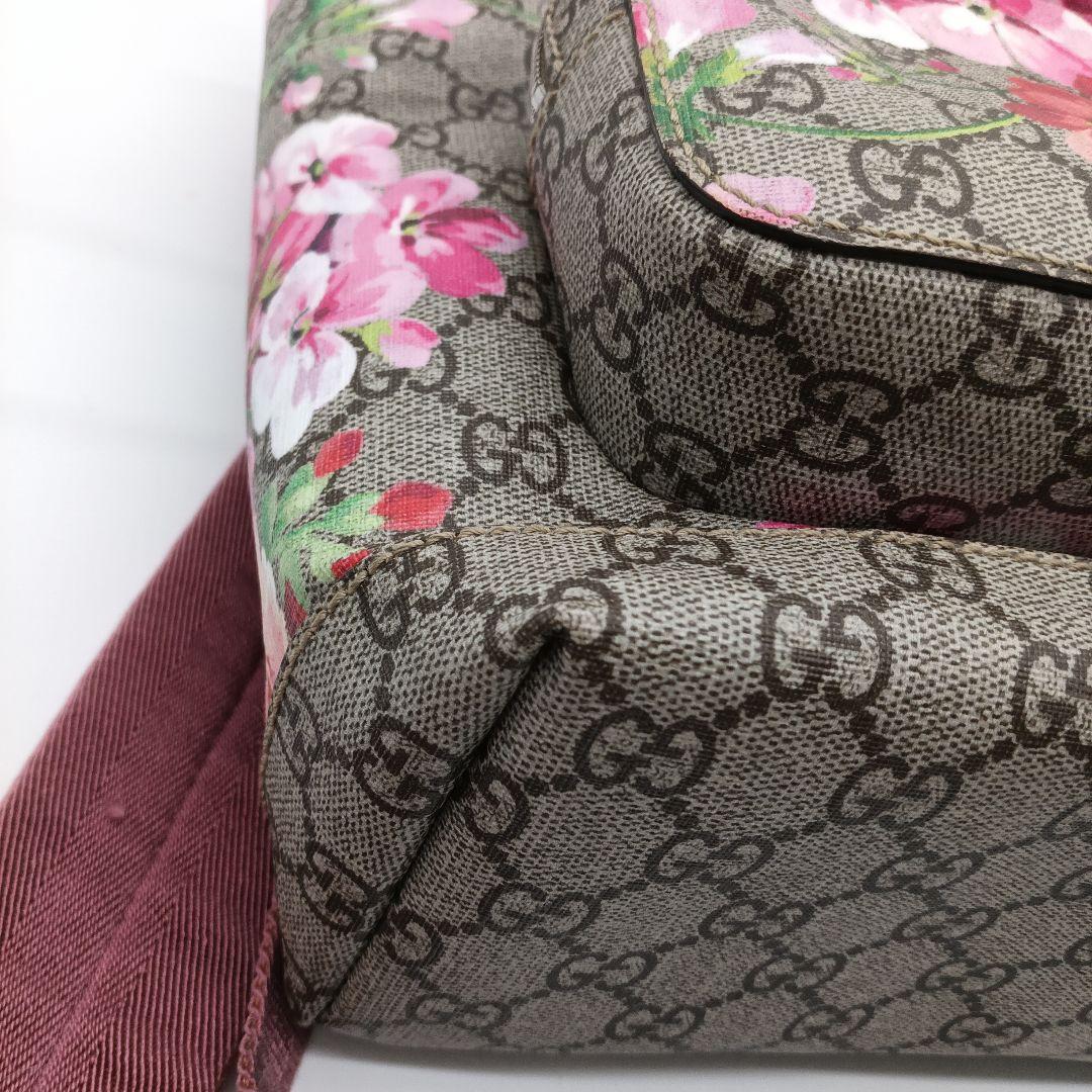 GUCCI 花柄リュック