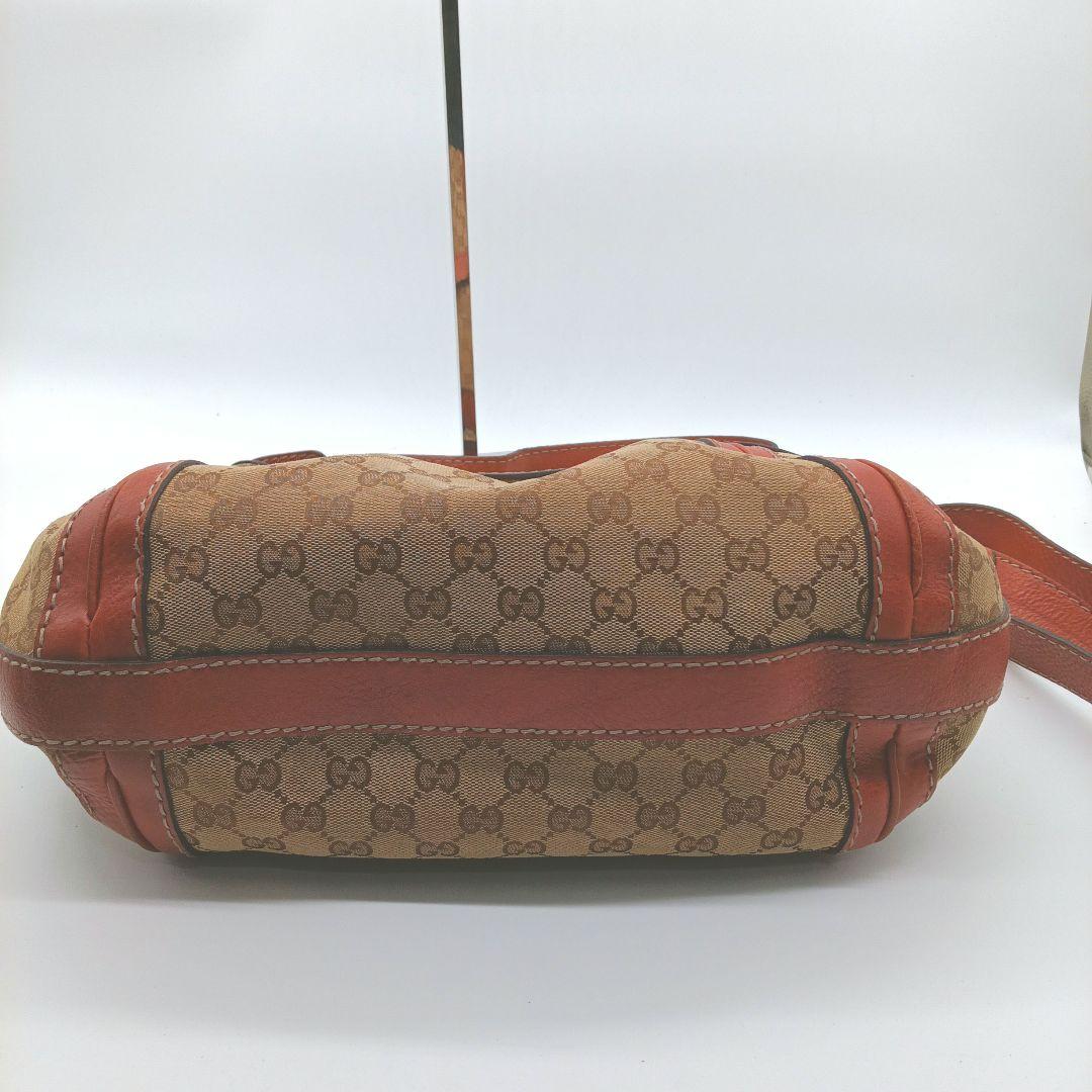 Gucci "", ""