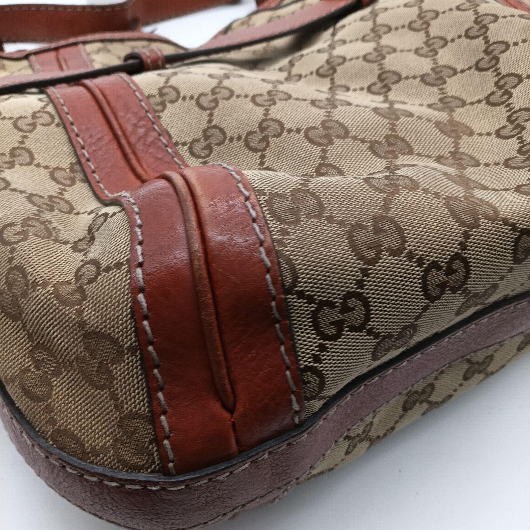 Gucci "", ""