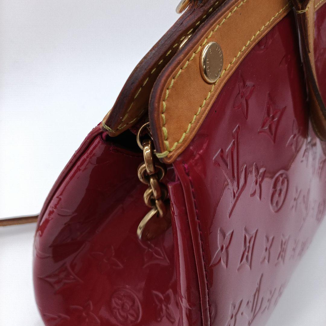 Louis Vuitton レッド ショルダーバッグ