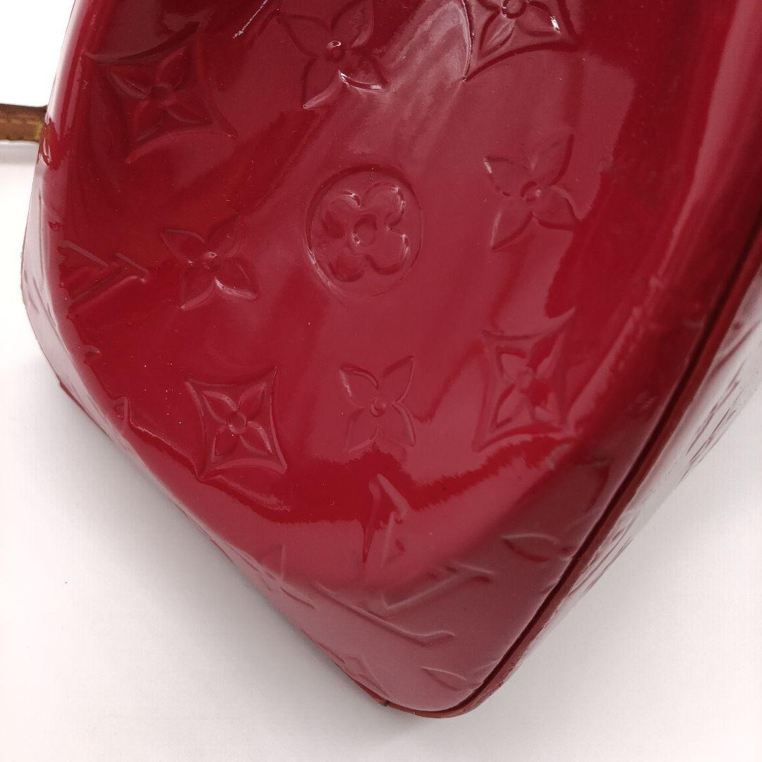 Louis Vuitton レッド ショルダーバッグ