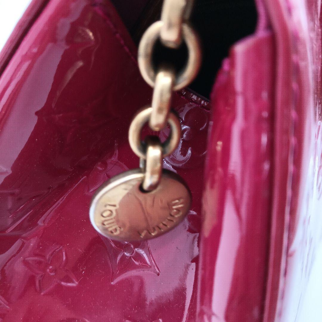 Louis Vuitton レッド ショルダーバッグ