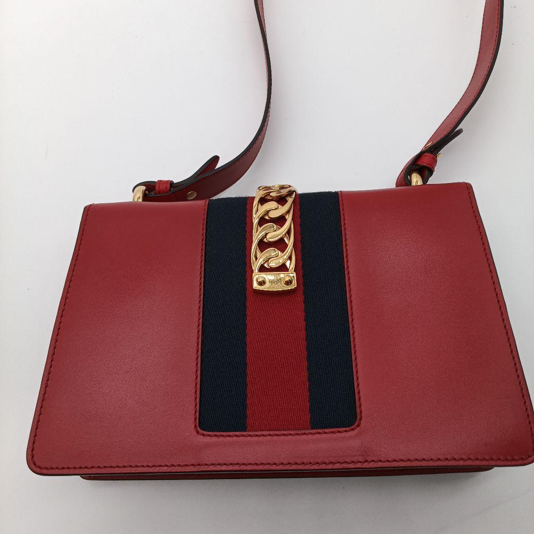 GUCCI レザー 赤　ショルダーバッグ