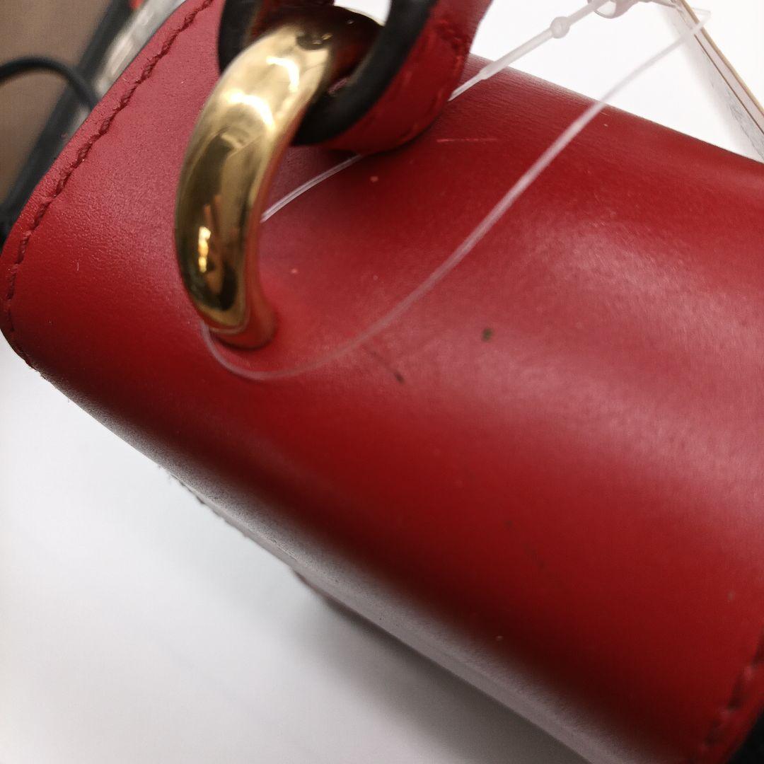 GUCCI レザー 赤　ショルダーバッグ