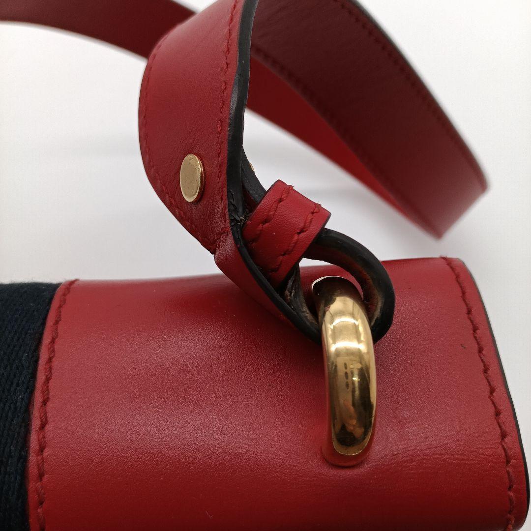 GUCCI レザー 赤　ショルダーバッグ