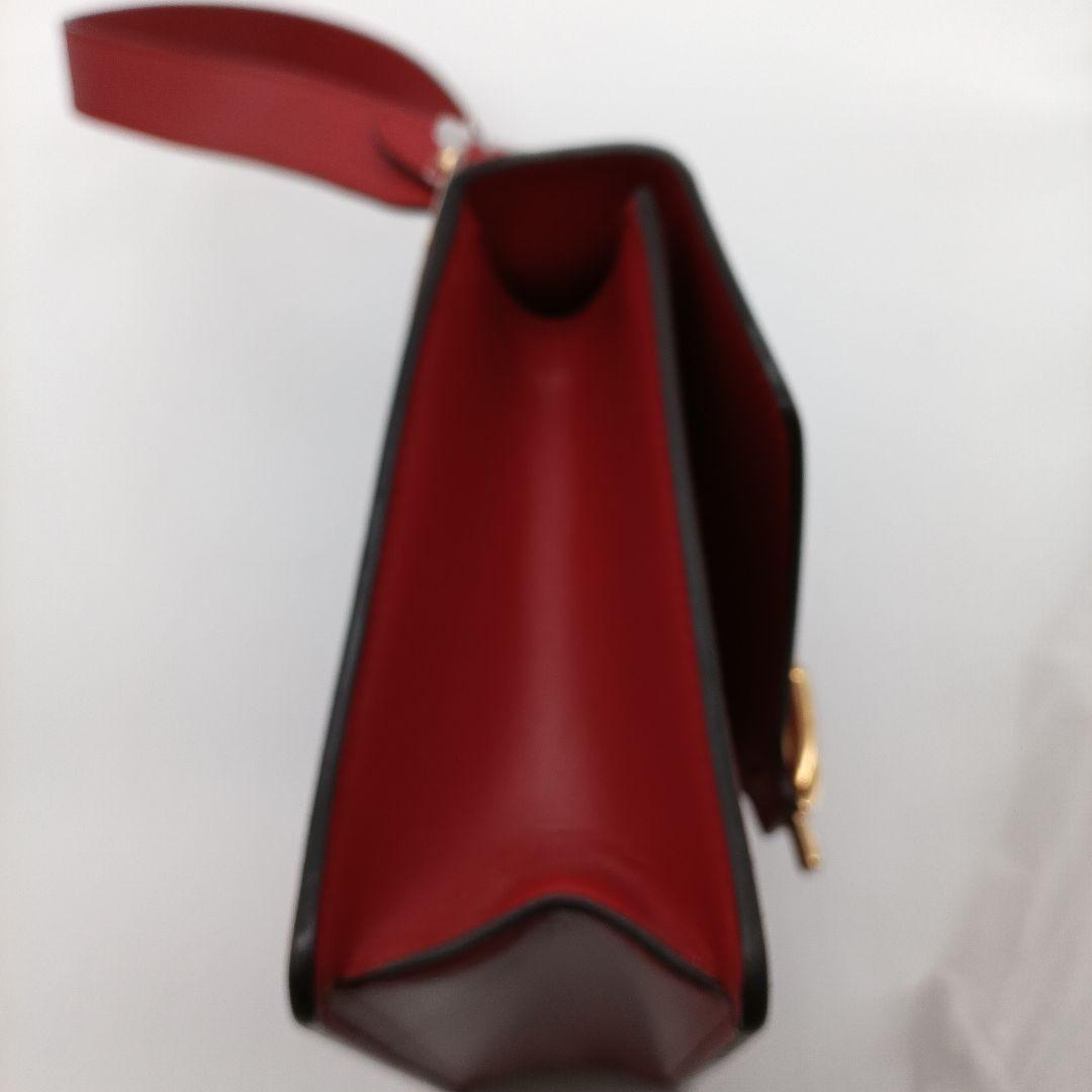 GUCCI レザー 赤　ショルダーバッグ