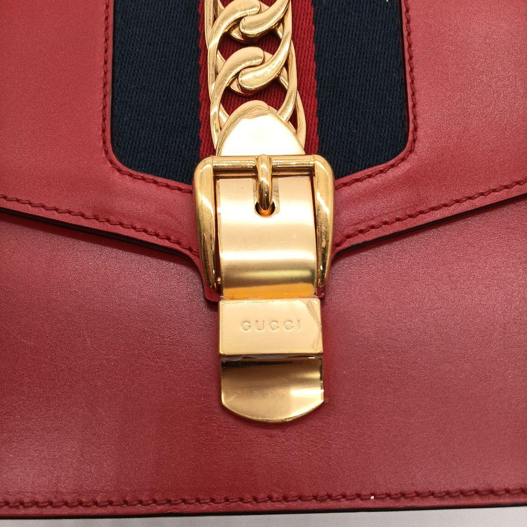 GUCCI レザー 赤　ショルダーバッグ