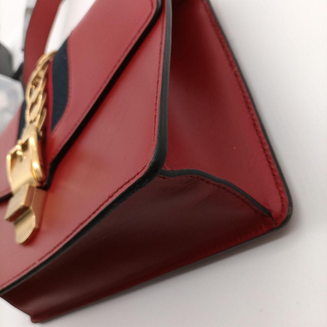 GUCCI レザー 赤　ショルダーバッグ