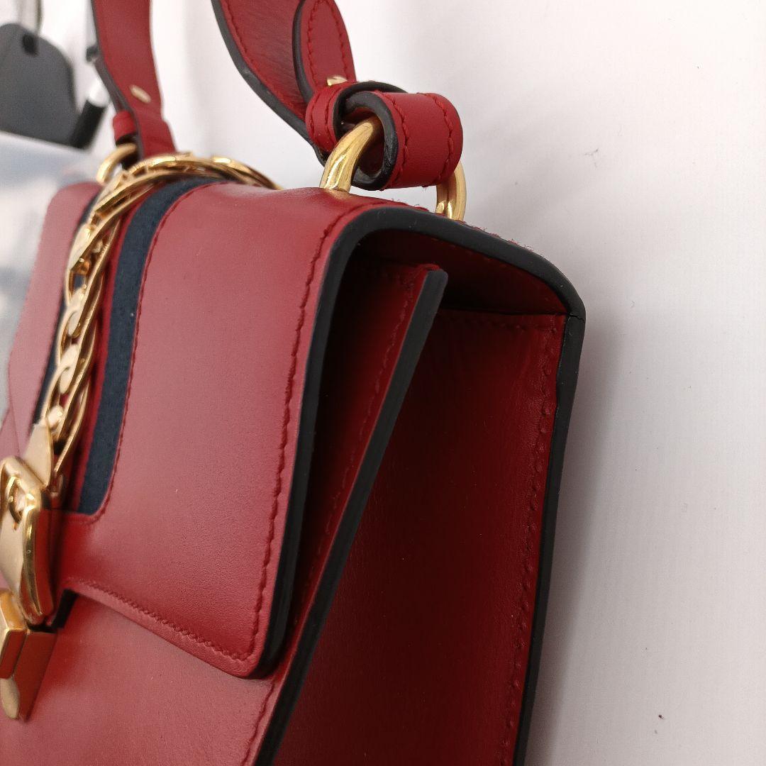 GUCCI レザー 赤　ショルダーバッグ